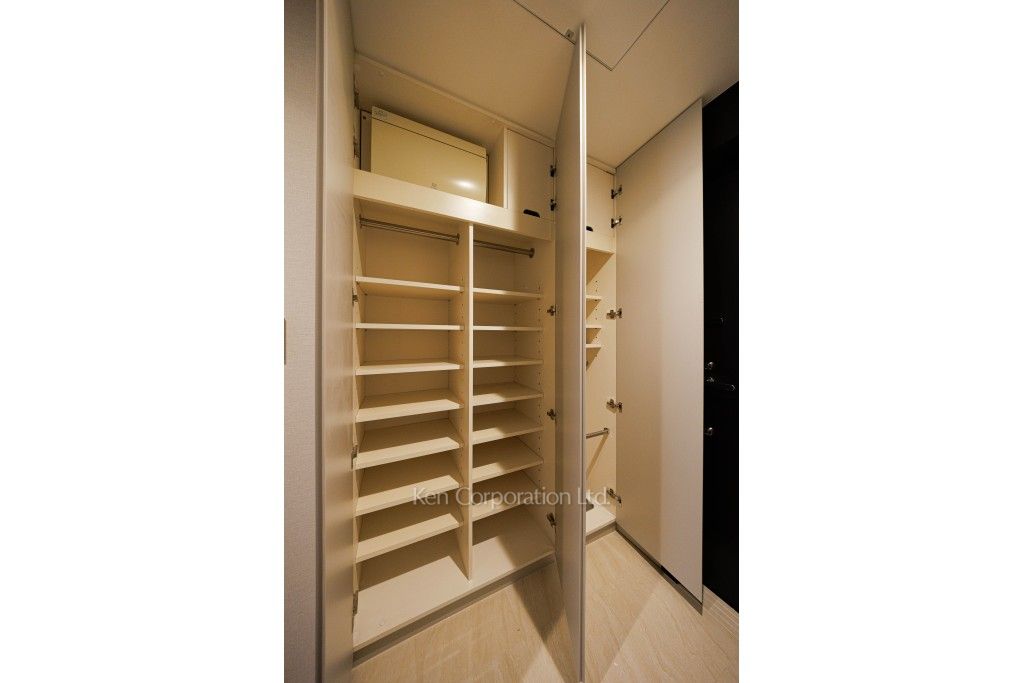 愛宕グリーンヒルズフォレストタワーの写真 シューズクローゼット