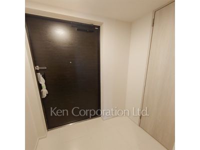 玄関 ※写真・画像は実際と異なる場合がございます。部屋写真は同一タイプのものです。（ただし、画像中にタイプ名の記載がある場合はその記載内容を優先します。）