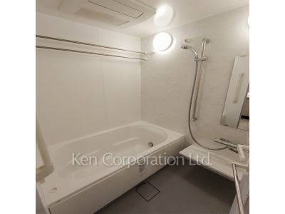 バスルーム ※写真・画像は実際と異なる場合がございます。部屋写真は同一タイプのものです。（ただし、画像中にタイプ名の記載がある場合はその記載内容を優先します。）