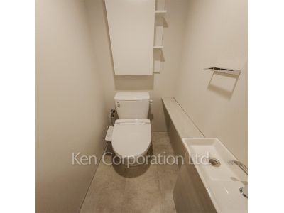 トイレ ※写真・画像は実際と異なる場合がございます。部屋写真は同一タイプのものです。（ただし、画像中にタイプ名の記載がある場合はその記載内容を優先します。）