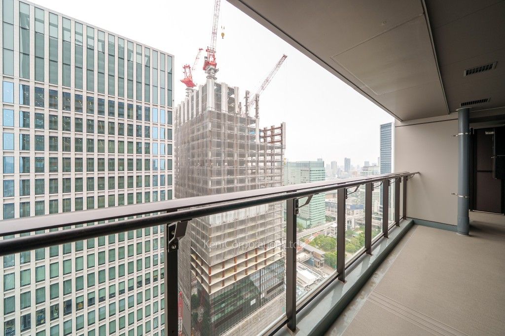 WORLD TOWER RESIDENCEの写真 バルコニー