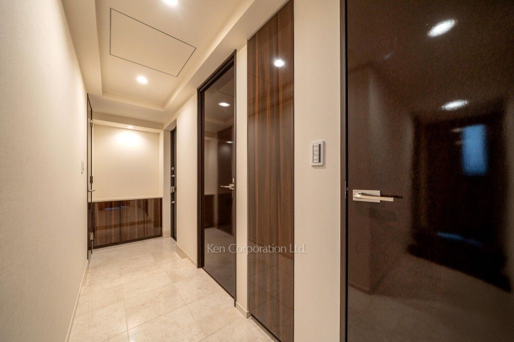 グランドヒルズ南青山の写真 玄関