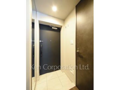 レフィールオーブ麻布仙台坂の写真 玄関 ※4階の同じ間取タイプを撮影。仕様が異なることがあります。