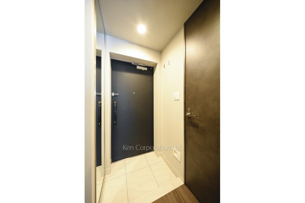 レフィールオーブ麻布仙台坂の写真 玄関 ※4階の同じ間取タイプを撮影。仕様が異なることがあります。