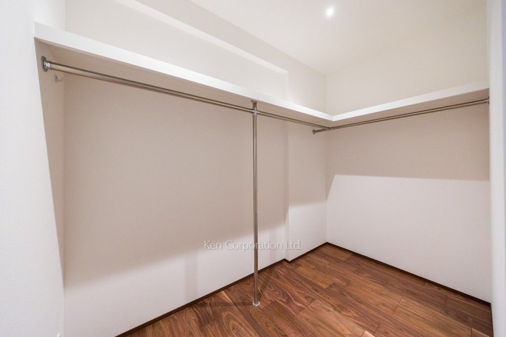 THE GRANDUO SAKURASHINMACHIの写真 ウォークインクローゼット