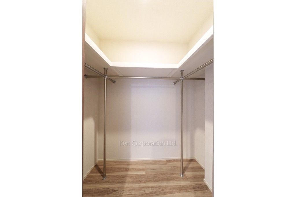 ジオエント白金台の写真 ウォークインクローゼット ※12階の同じ間取タイプを撮影。仕様が異なることがあります。