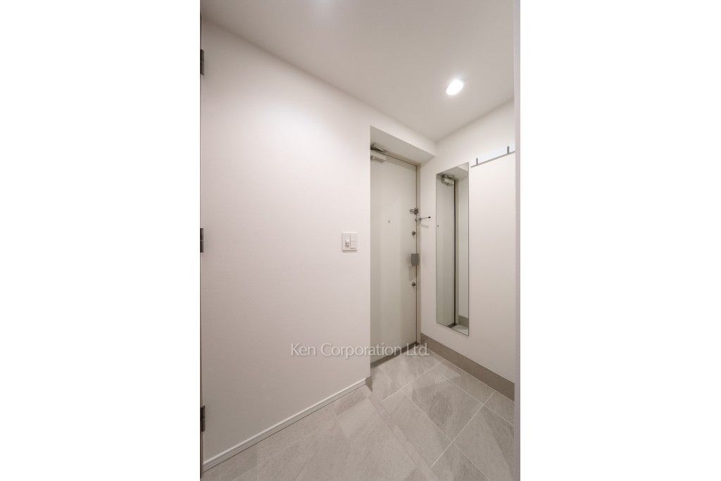 イプセ白金の写真 玄関 ※3階の同じ間取タイプを撮影。仕様が異なることがあります。