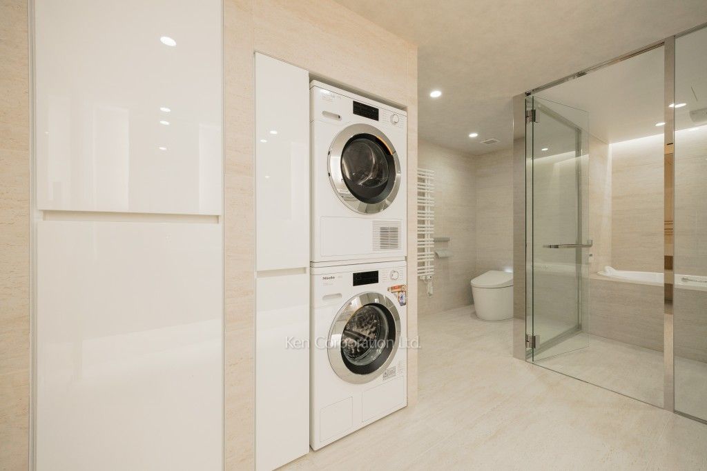 プレステージレジデンス白金台の写真 洗濯乾燥機 ※3階の同じ間取タイプを撮影。仕様が異なることがあります。