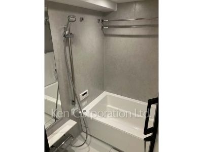 バスルーム ※写真・画像は実際と異なる場合がございます。部屋写真は同一タイプのものです。（ただし、画像中にタイプ名の記載がある場合はその記載内容を優先します。）