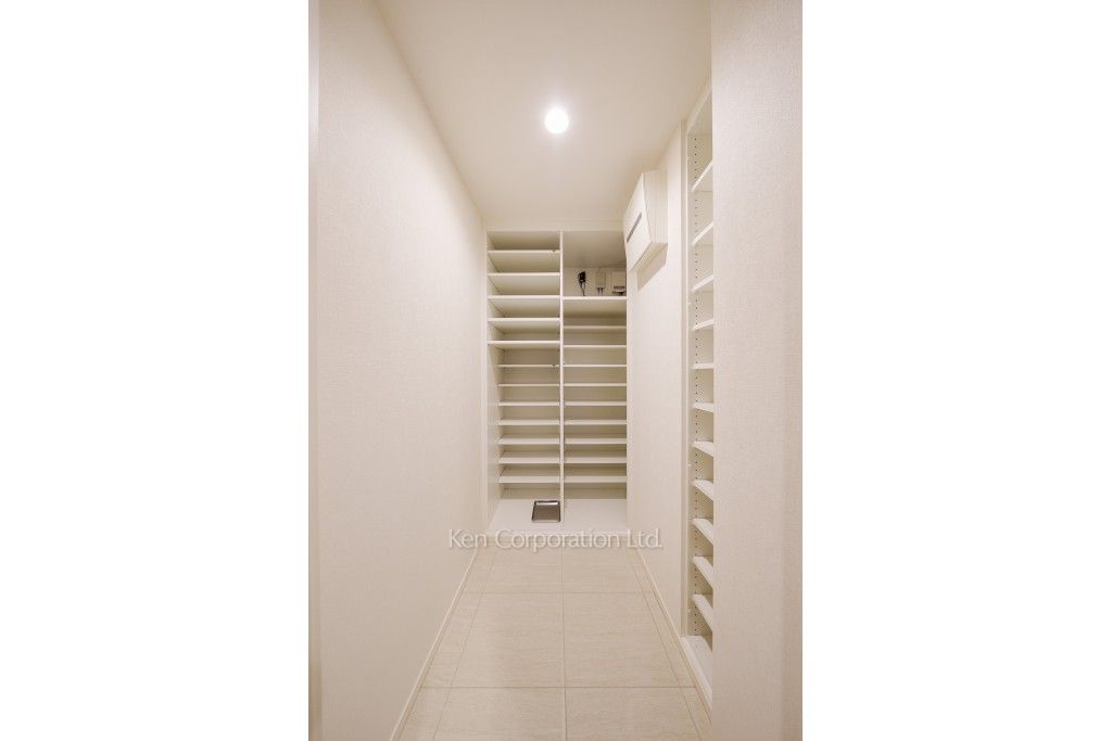 HARUMI FLAG PORT VILLAGEの写真 シューズインクローゼット