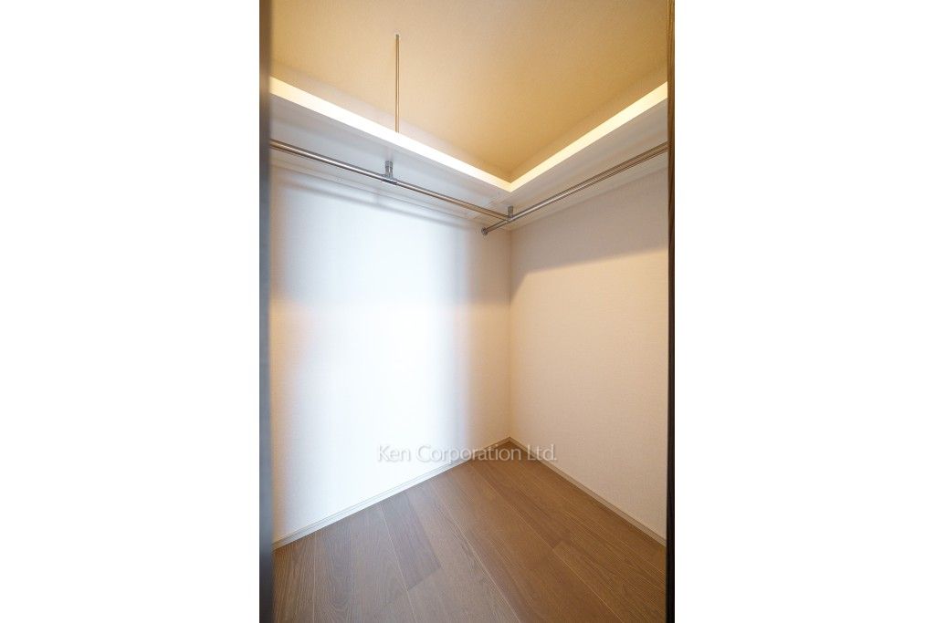 プラウドタワー渋谷の写真 ウォークインクローゼット