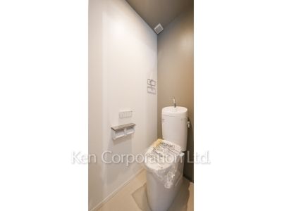 トイレ ※写真・画像は実際と異なる場合がございます。部屋写真は同一タイプのものです。（ただし、画像中にタイプ名の記載がある場合はその記載内容を優先します。）