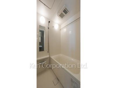 バスルーム ※写真・画像は実際と異なる場合がございます。部屋写真は同一タイプのものです。（ただし、画像中にタイプ名の記載がある場合はその記載内容を優先します。）