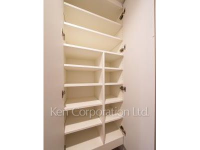 ウェルスクエア中目黒Ⅱの写真 シューズクローゼット