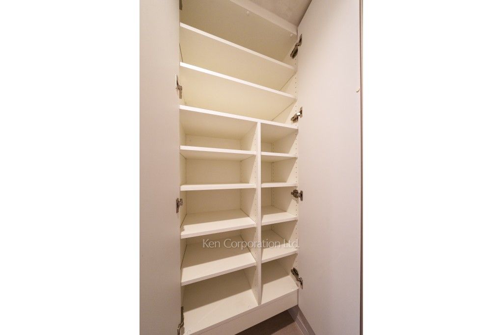 ウェルスクエア中目黒Ⅱの写真 シューズクローゼット