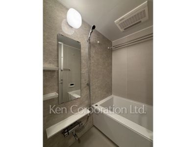 バスルーム ※写真・画像は実際と異なる場合がございます。部屋写真は同一タイプのものです。（ただし、画像中にタイプ名の記載がある場合はその記載内容を優先します。）