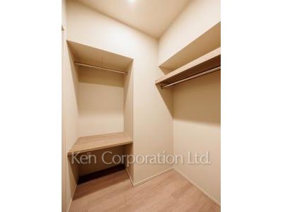 Brillia ist 池尻大橋の写真 ウォークインクローゼット ※5階の同じ間取タイプを撮影。仕様が異なることがあります。