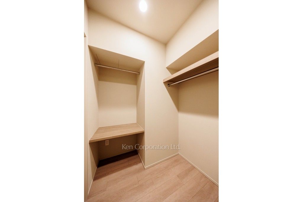 Brillia ist 池尻大橋の写真 ウォークインクローゼット ※5階の同じ間取タイプを撮影。仕様が異なることがあります。