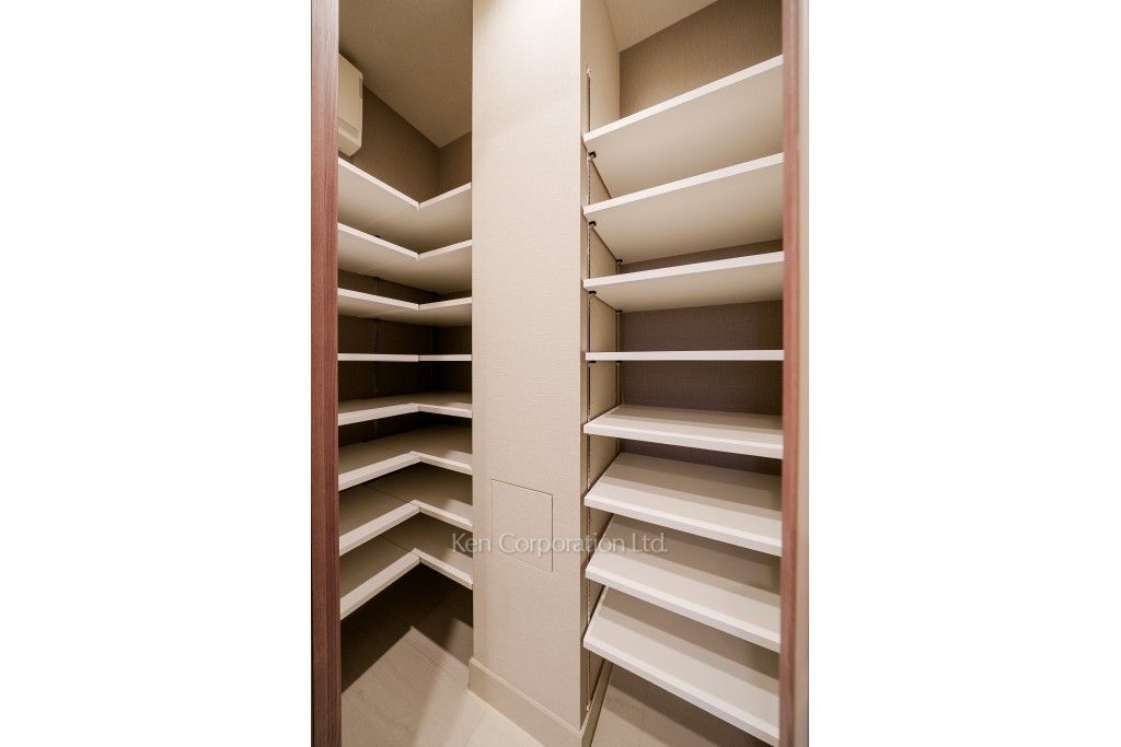 アトラス麻布台の写真 シューズインクローゼット