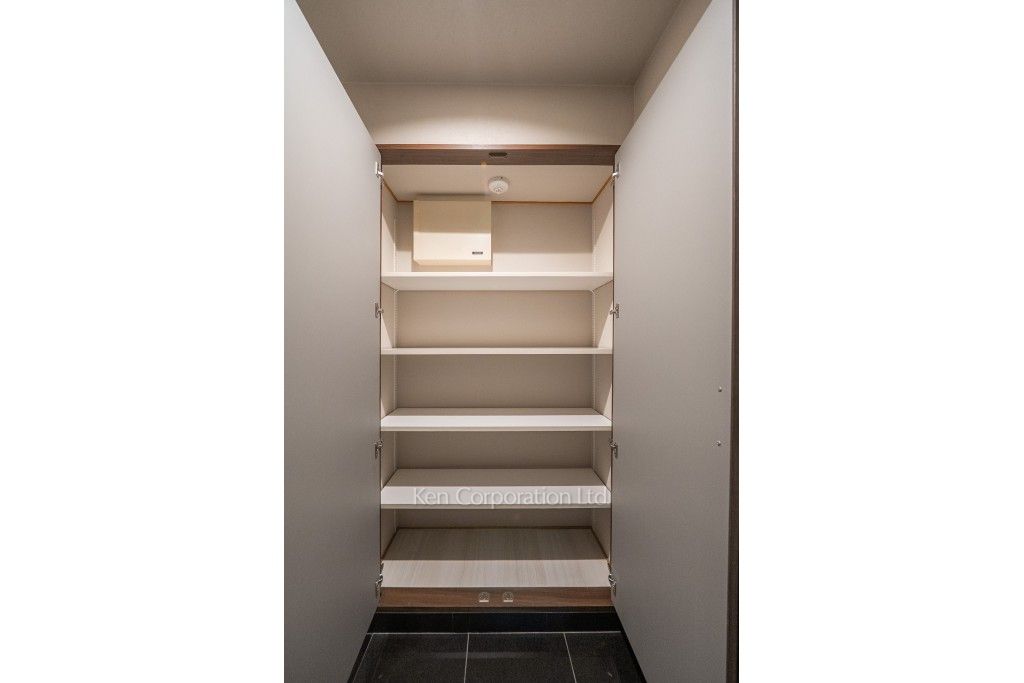 恵比寿ガーデンテラス弐番館の写真 シューズクローゼット