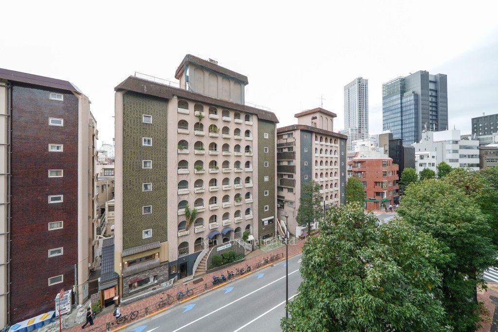 Le UnDeux南青山の写真 バルコニー