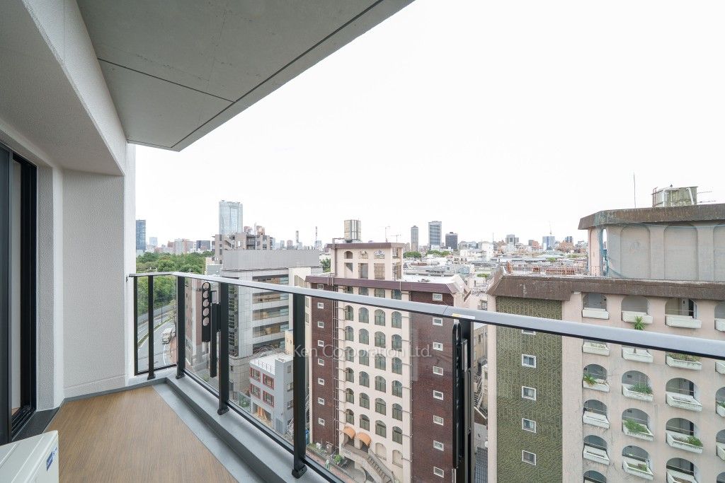 Le UnDeux南青山の写真 バルコニー