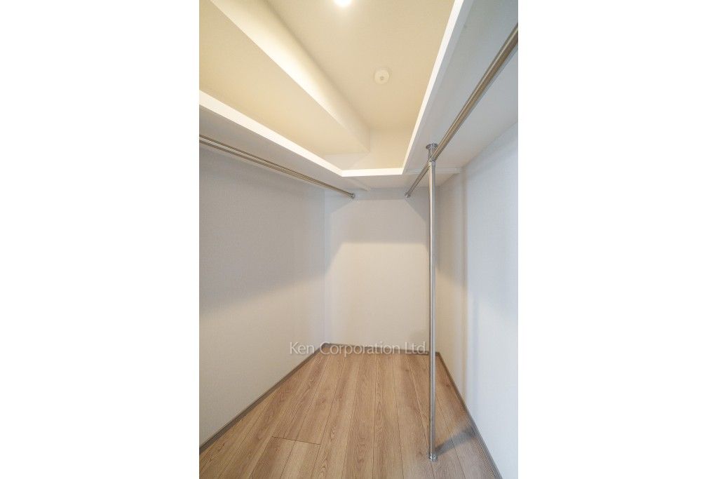 Le UnDeux南青山の写真 ウォークインクローゼット ※9階の同じ間取タイプを撮影。仕様が異なることがあります。