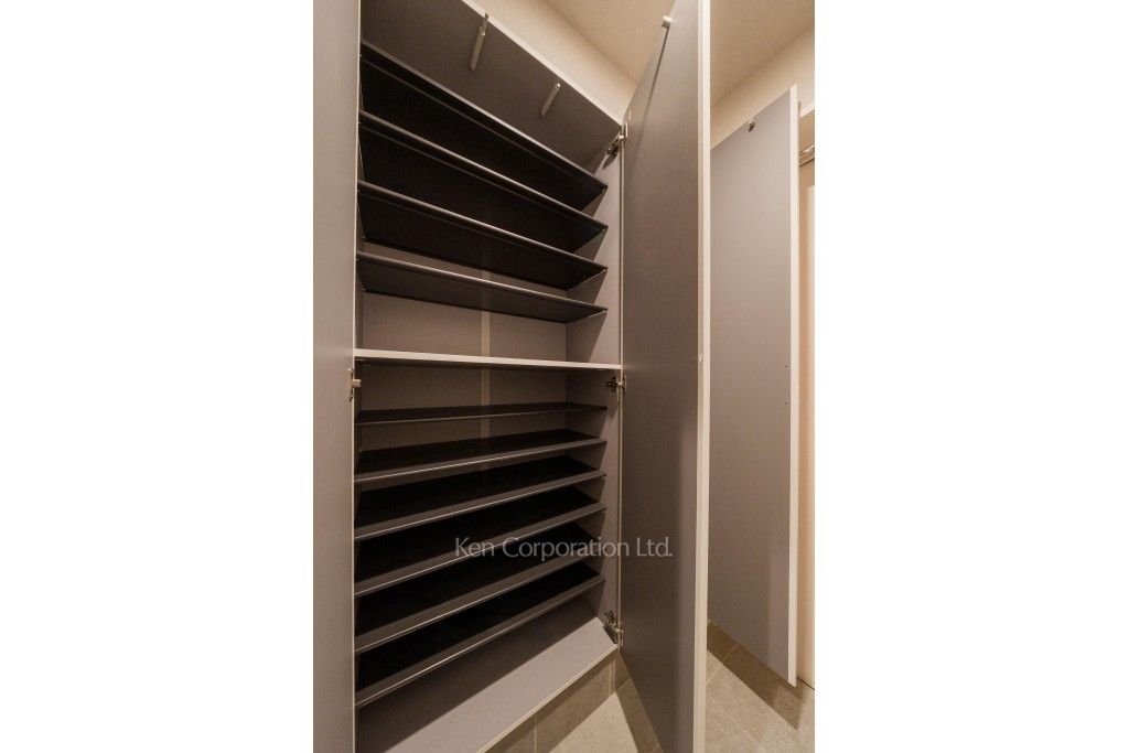 高輪ハイツの写真 シューズクローゼット