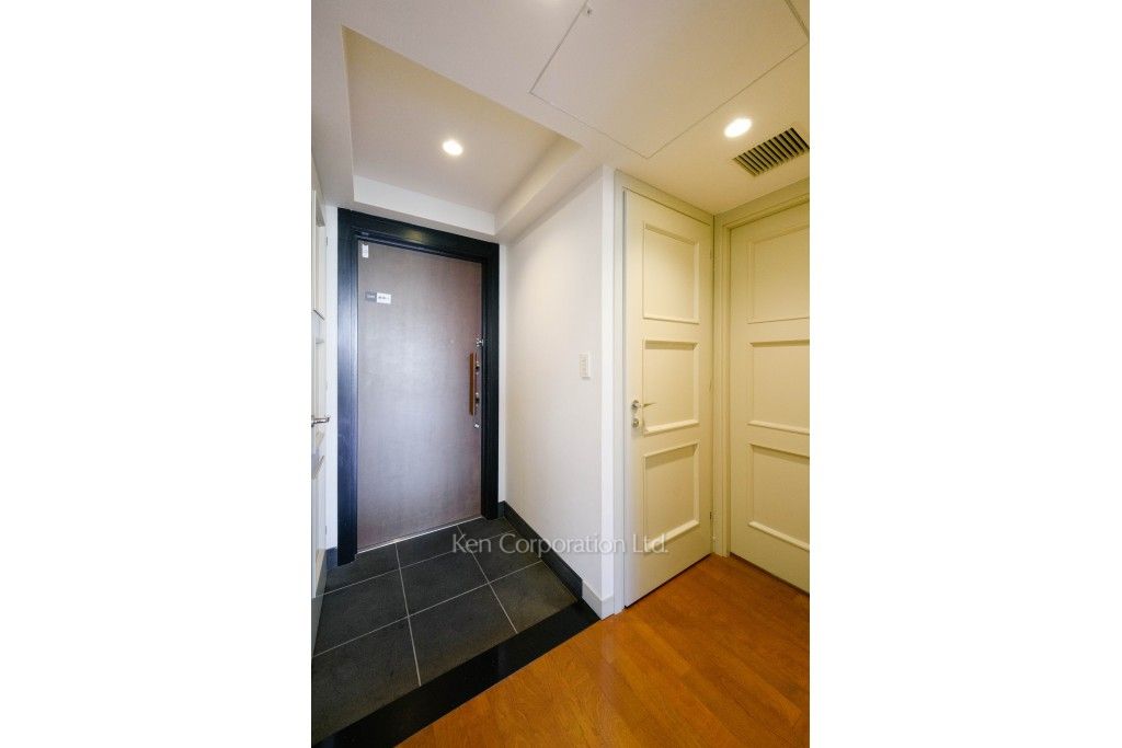 東京ツインパークスLEFT WINGの写真 玄関