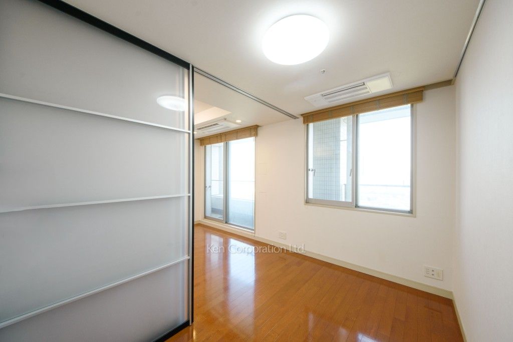 東京ツインパークスLEFT WINGの写真 DEN