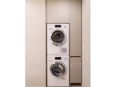 洗濯乾燥機 ※38階の同じ間取タイプを撮影。仕様が異なることがあります。