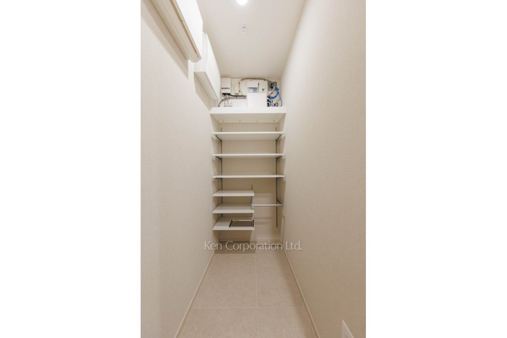 TAKANAWA GATEWAY CITY RESIDENCEの写真 シューズインクローゼット ※35階の同じ間取タイプを撮影。仕様が異なることがあります。