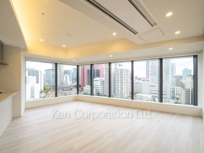 リビングダイニングキッチン※画像は同タイプの1024号室（SAタイプ・スノーグレージュ）です。階数・カラータイプが異なる場合があります。 ※10階の同じ間取タイプを撮影。仕様が異なることがあります。