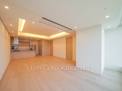 TAKANAWA GATEWAY CITY RESIDENCEの写真 居室（LDなど） ※36階の同じ間取タイプを撮影。仕様が異なることがあります。