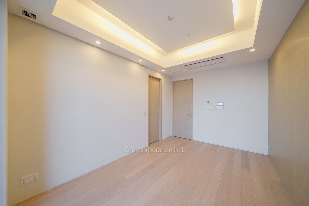 TAKANAWA GATEWAY CITY RESIDENCEの写真 マスターベッドルーム ※36階の同じ間取タイプを撮影。仕様が異なることがあります。