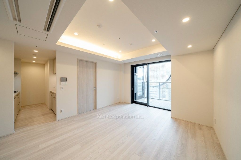 TAKANAWA GATEWAY CITY RESIDENCEの写真 リビングダイニング※画像は同タイプの1022号室（SCタイプ・スノーグレージュ）です。階数・カラータイプが異なる場合があります。 ※10階の同じ間取タイプを撮影。仕様が異なることがあります。