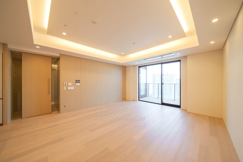 TAKANAWA GATEWAY CITY RESIDENCEの写真 居室（LDなど） ※36階の同じ間取タイプを撮影。仕様が異なることがあります。