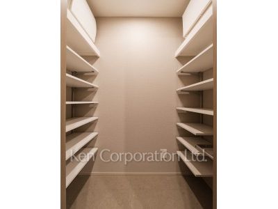TAKANAWA GATEWAY CITY RESIDENCEの写真 シューズインクローゼット ※38階の同じ間取タイプを撮影。仕様が異なることがあります。