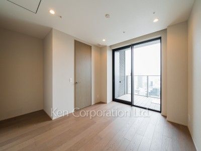 TAKANAWA GATEWAY CITY RESIDENCEの写真 ベッドルーム ※38階の同じ間取タイプを撮影。仕様が異なることがあります。