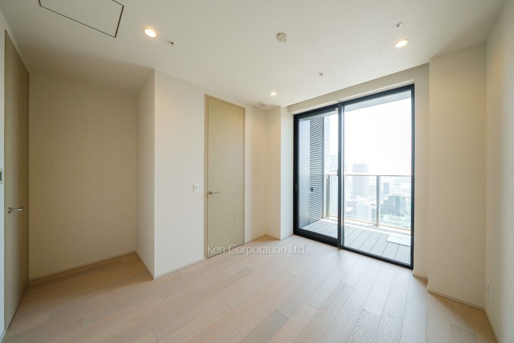 TAKANAWA GATEWAY CITY RESIDENCEの写真 ベッドルーム ※36階の同じ間取タイプを撮影。仕様が異なることがあります。