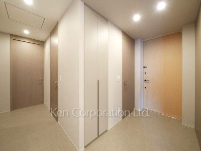 玄関 ※38階の同じ間取タイプを撮影。仕様が異なることがあります。