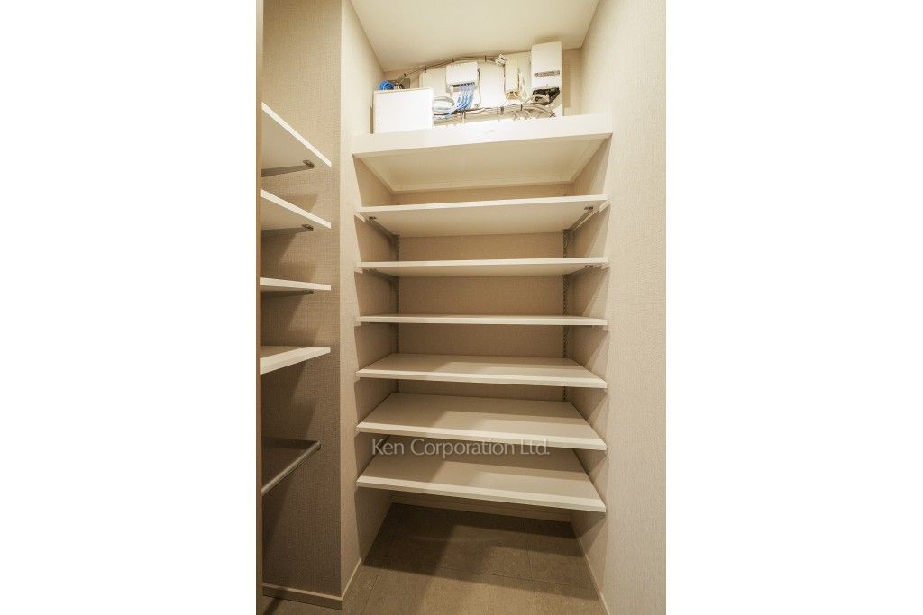 TAKANAWA GATEWAY CITY RESIDENCEの写真 シューズインクローゼット ※38階の同じ間取タイプを撮影。仕様が異なることがあります。