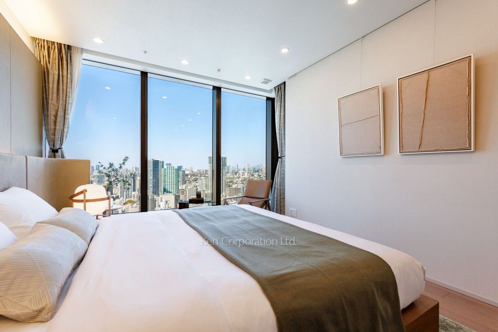 TAKANAWA GATEWAY CITY RESIDENCEの写真 マスターベッドルーム　※MODEL ROOM ※31階の同じ間取タイプを撮影。仕様が異なることがあります。