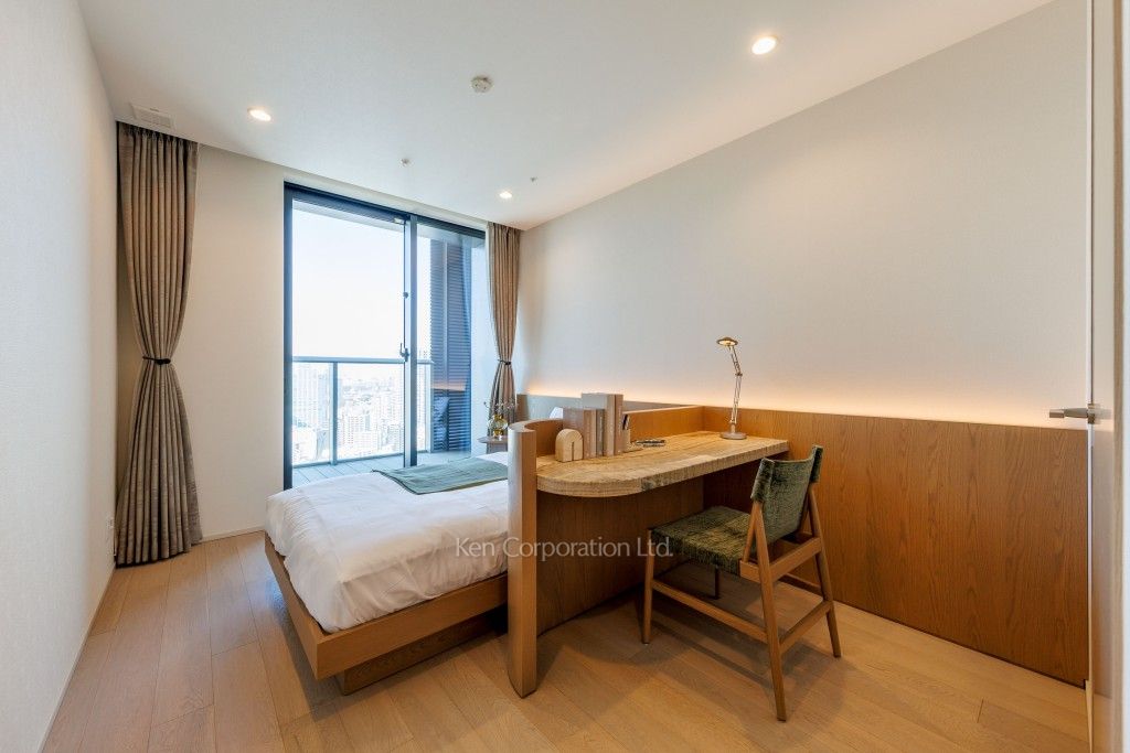 TAKANAWA GATEWAY CITY RESIDENCEの写真 ベッドルーム　※MODEL ROOM ※31階の同じ間取タイプを撮影。仕様が異なることがあります。
