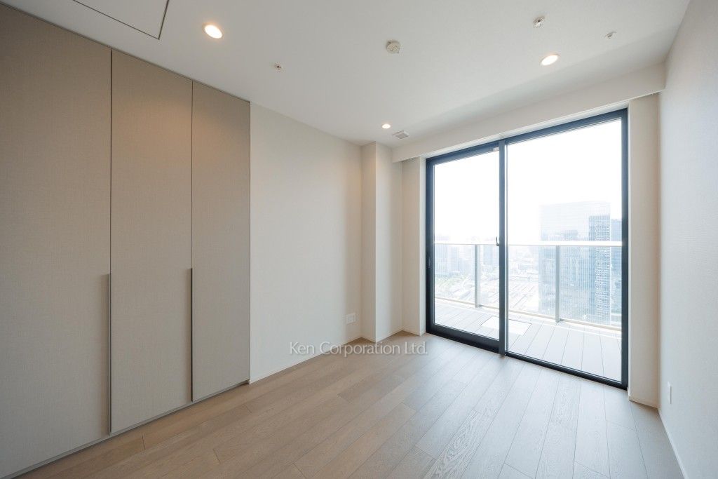 TAKANAWA GATEWAY CITY RESIDENCEの写真 ベッドルーム ※37階の同じ間取タイプを撮影。仕様が異なることがあります。
