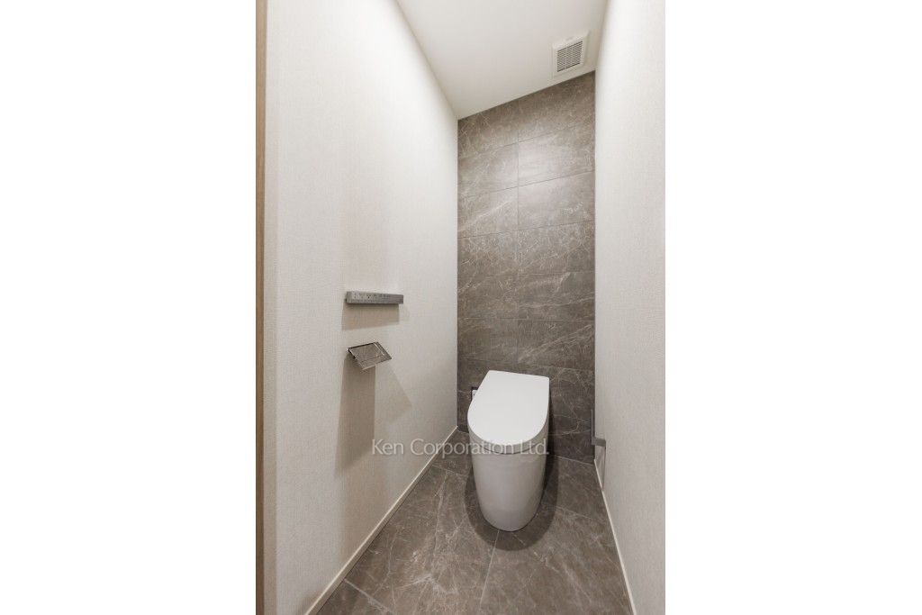 TAKANAWA GATEWAY CITY RESIDENCEの写真 トイレ ※33階の同じ間取タイプを撮影。仕様が異なることがあります。