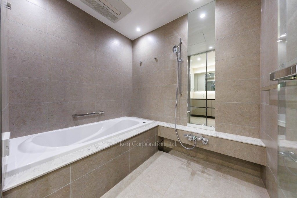TAKANAWA GATEWAY CITY RESIDENCEの写真 バスルーム ※33階の同じ間取タイプを撮影。仕様が異なることがあります。