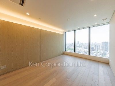 TAKANAWA GATEWAY CITY RESIDENCEの写真 マスターベッドルーム ※35階の同じ間取タイプを撮影。仕様が異なることがあります。