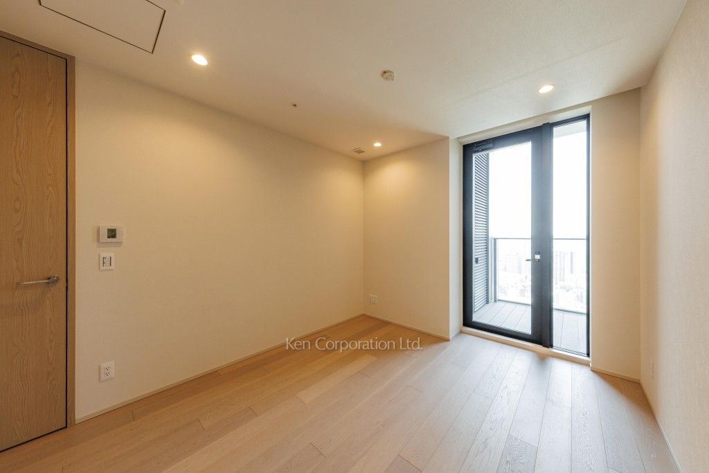 TAKANAWA GATEWAY CITY RESIDENCEの写真 ベッドルーム ※35階の同じ間取タイプを撮影。仕様が異なることがあります。