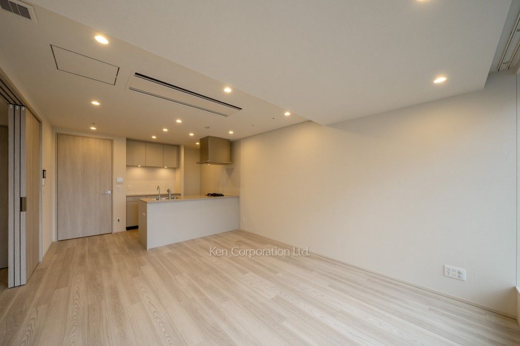 TAKANAWA GATEWAY CITY RESIDENCEの写真 リビングダイニングキッチン※画像は同タイプの1010号室（SOタイプ・スノーグレージュ）です。階数・カラータイプが異なる場合があります。 ※10階の同じ間取タイプを撮影。仕様が異なることがあります。